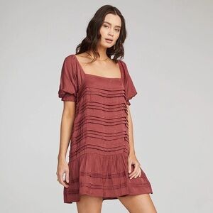 SALTWATER LUXE | mulberry mini dress rayon puff sleeves ruffles size small